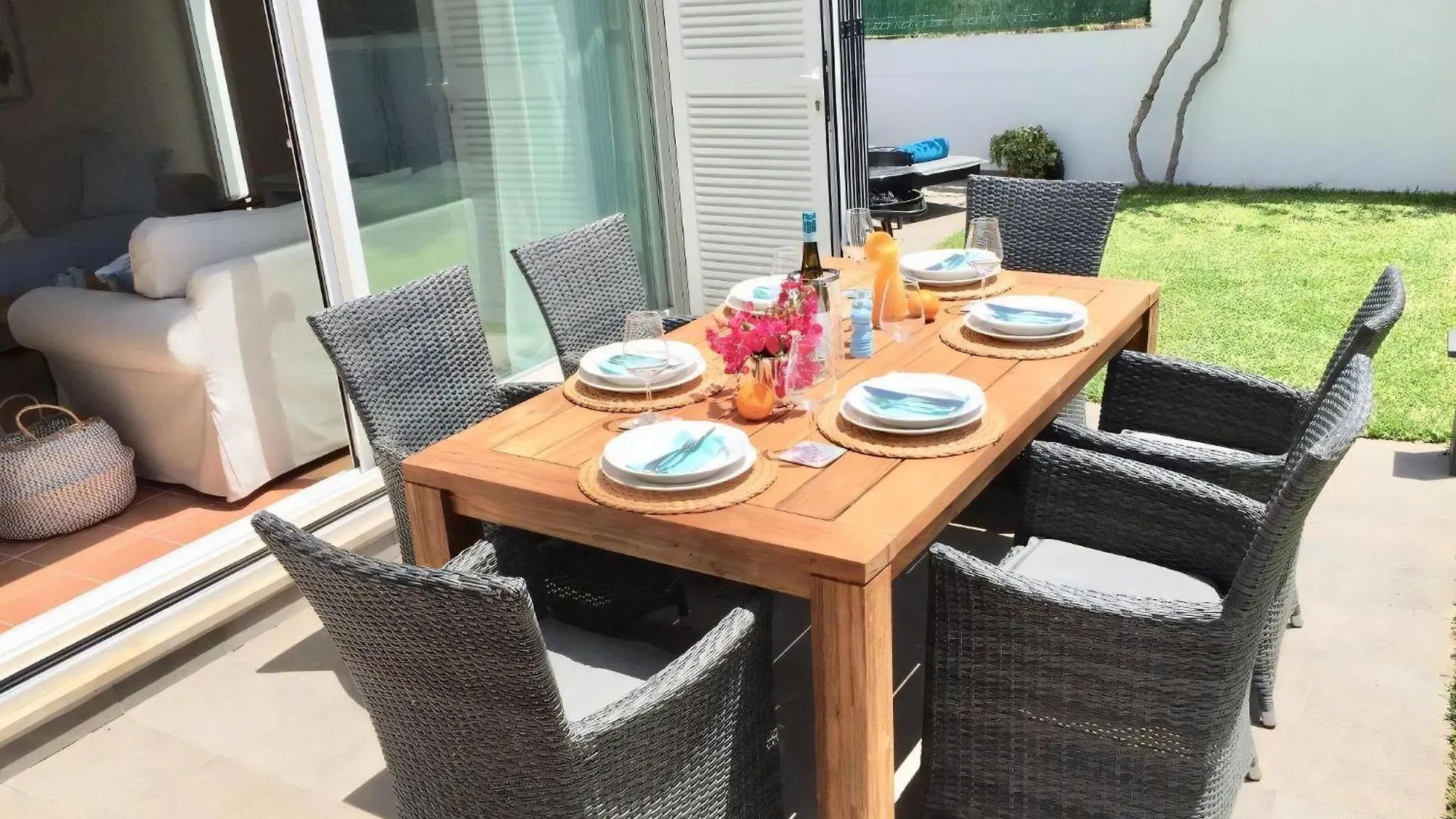 Strandvilla Beach And Ocean In Son Serra De Marina 0*,  Hiszpania